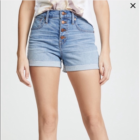 Madewell Pants - 🎈Madewell High rise Button Shorts